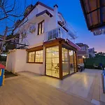Ilyaholidayhomes Ekinoks 빌라 *