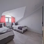 빌라 Ilyaholidayhomes Ekinoks
