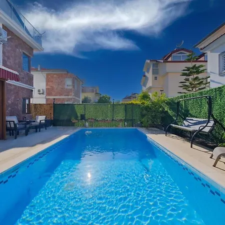 Βίλα Ilyaholidayhomes Ekinoks *