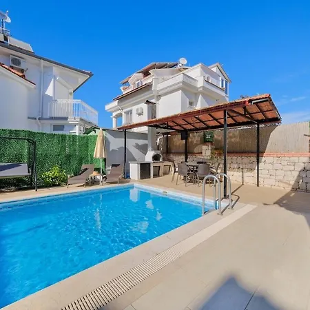 Βίλα Ilyaholidayhomes Ekinoks *