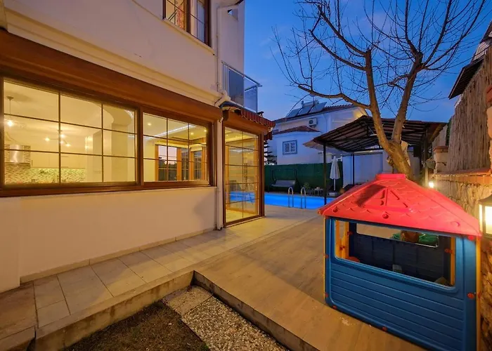 Villa Ilyaholidayhomes Ekinoks