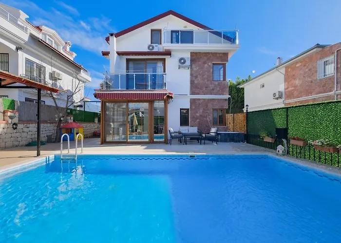 Ilyaholidayhomes Ekinoks Villa