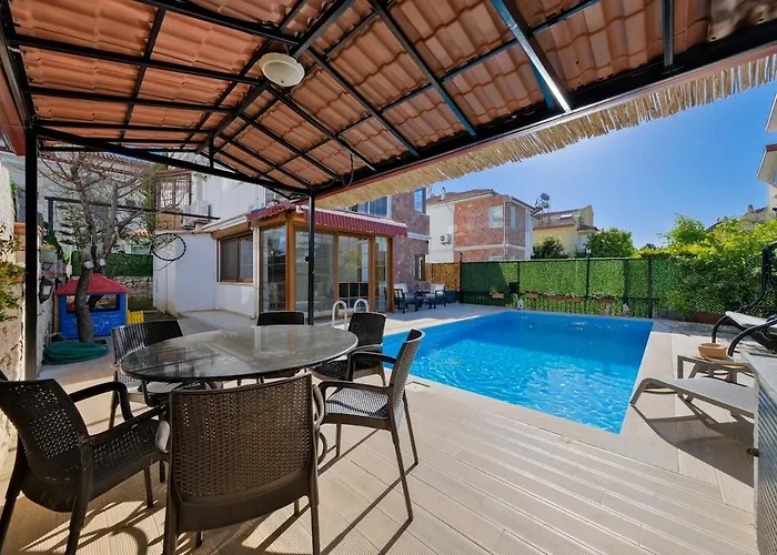 빌라 Ilyaholidayhomes Ekinoks