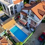Ilyaholidayhomes Ekinoks Villa