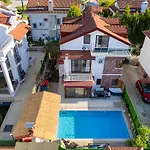 Ilyaholidayhomes Ekinoks