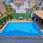 Ilyaholidayhomes Ekinoks Villa