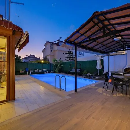 וילה Ilyaholidayhomes Ekinoks