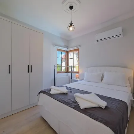 Ilyaholidayhomes Ekinoks * פאטהיה
