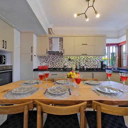 Ilyaholidayhomes Ekinoks וילה *