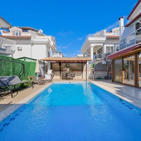 וילה Ilyaholidayhomes Ekinoks פאטהיה