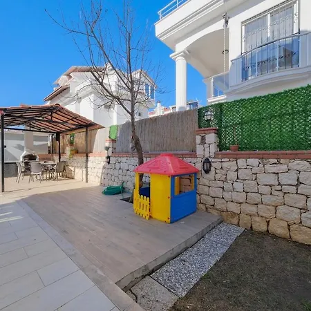 Ilyaholidayhomes Ekinoks פאטהיה